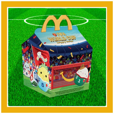 boite happy meal avec jeu � d�tacher squishmallows coupe du monde mc do