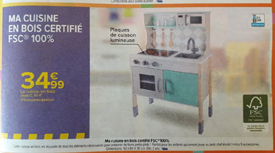 Carrefour Cuisine En Bois Pour Enfants A 34 99 Euros