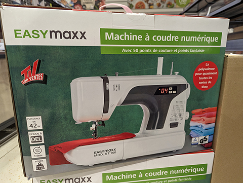 Stock machine  coudre Easymaxx vu chez Lidl