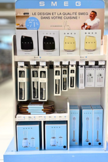 Prsentoir produits SMEG vignettes Leclerc